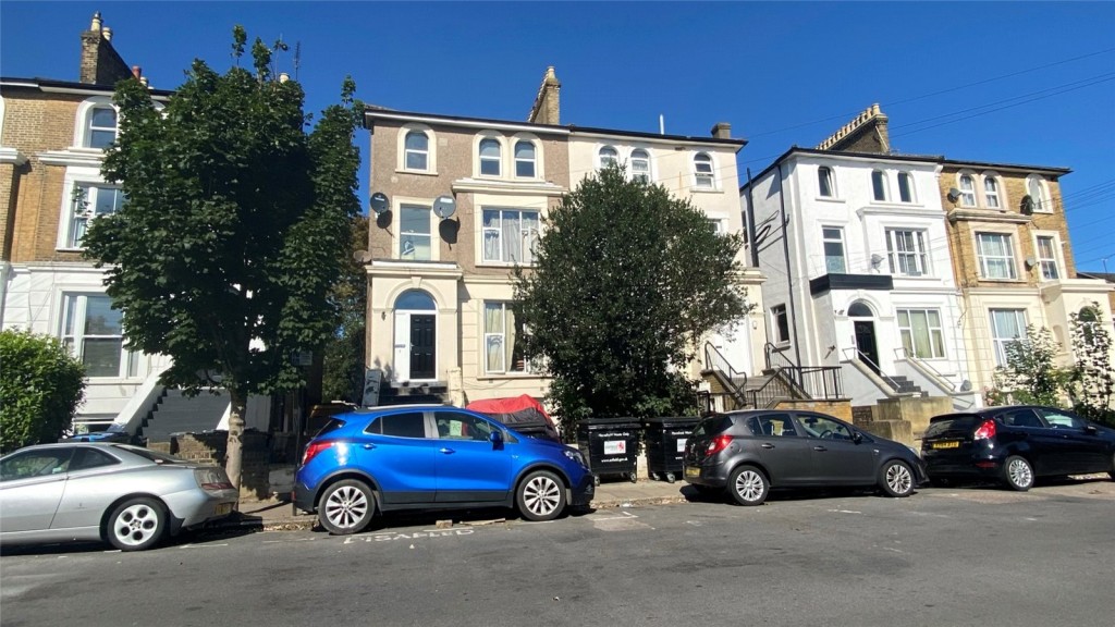 Images for Arnos Grove, London EAID:1045282125 BID:FIN