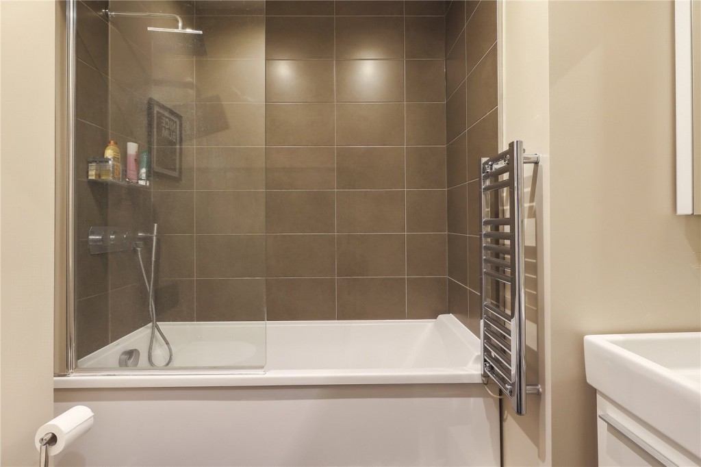 Images for Highgate Road, Highgate, London EAID:1045282125 BID:DAN