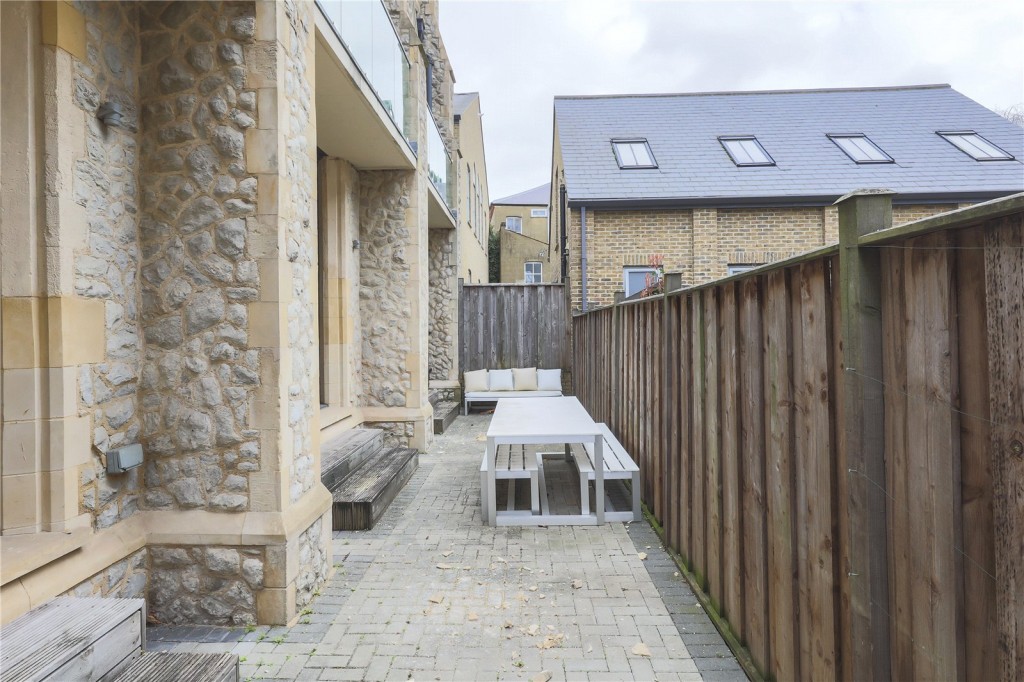 Images for Highgate Road, Highgate, London EAID:1045282125 BID:DAN