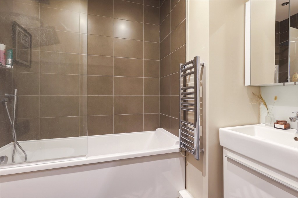 Images for Highgate Road, Highgate, London EAID:1045282125 BID:DAN