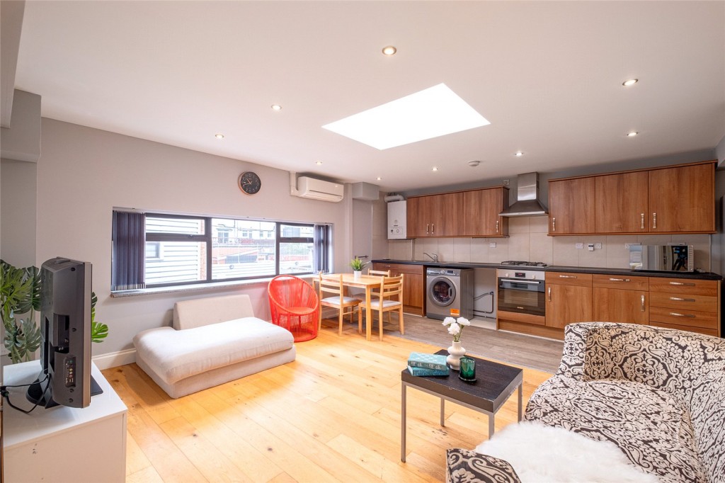 Images for Holloway EAID:1045282125 BID:DAN