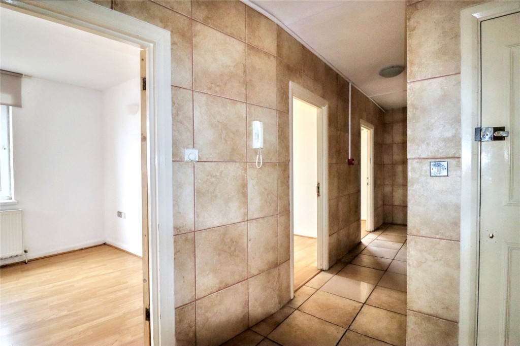 Images for Archway Road, Archway EAID:1045282125 BID:DAN