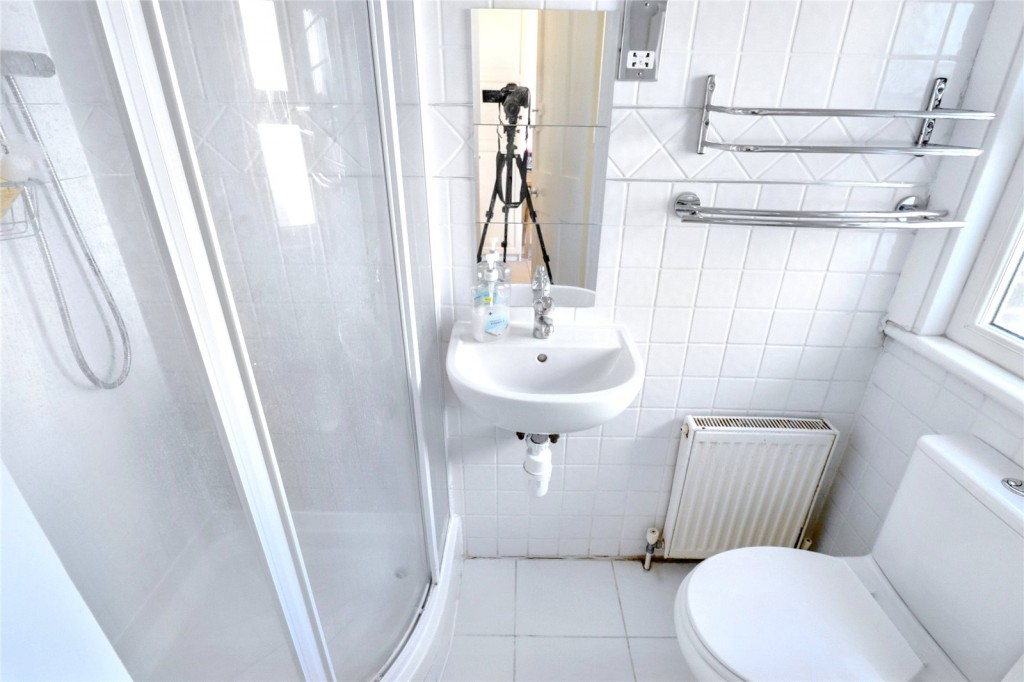 Images for Barnet EAID:1045282125 BID:FIN