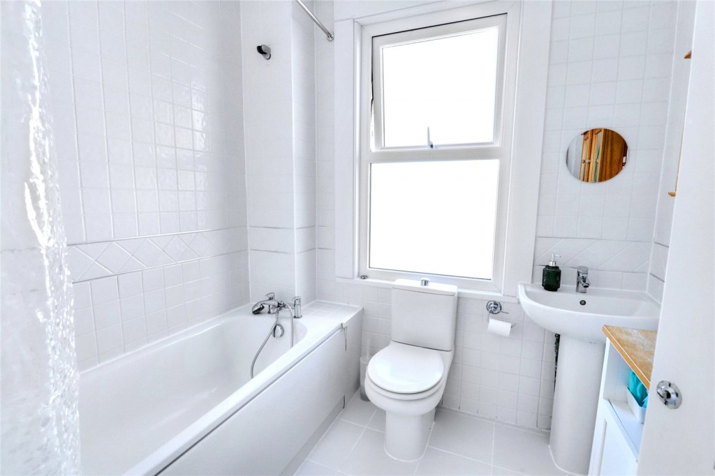 Images for Barnet EAID:1045282125 BID:FIN
