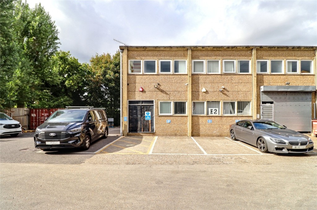 Images for Queens Road, Barnet, London EAID:1045282125 BID:DAN