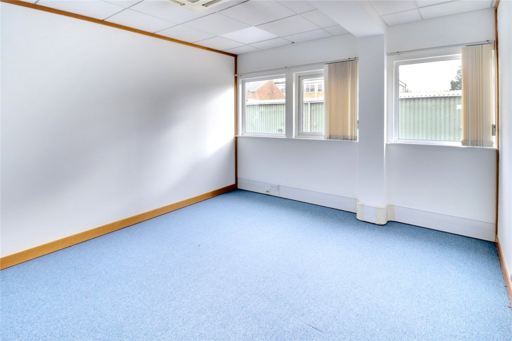 Images for Queens Road, Barnet, London EAID:1045282125 BID:DAN