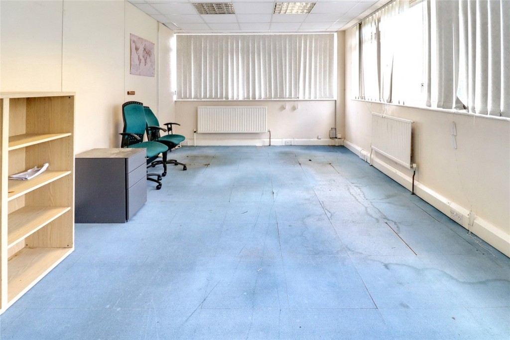 Images for Queens Road, Barnet, London EAID:1045282125 BID:DAN