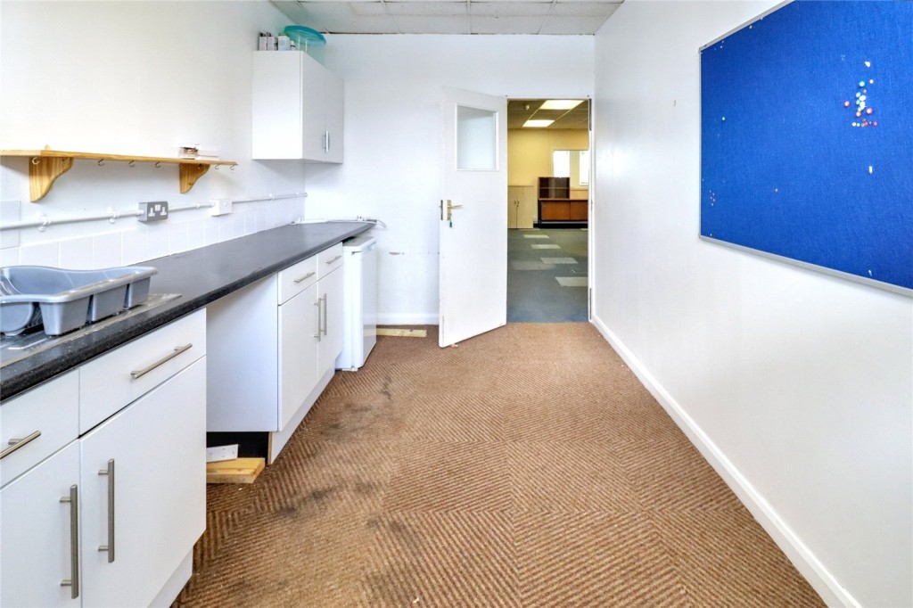 Images for Queens Road, Barnet, London EAID:1045282125 BID:DAN