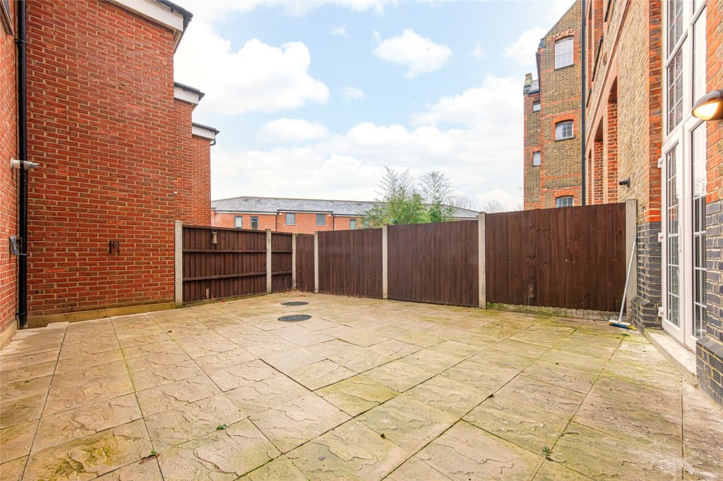 Images for Holbrook Road, Stratford, London EAID:1045282125 BID:DAN