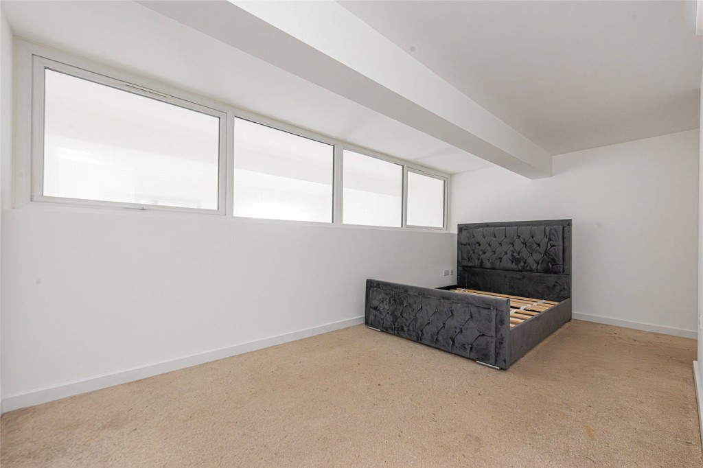 Images for Holbrook Road, Stratford, London EAID:1045282125 BID:DAN
