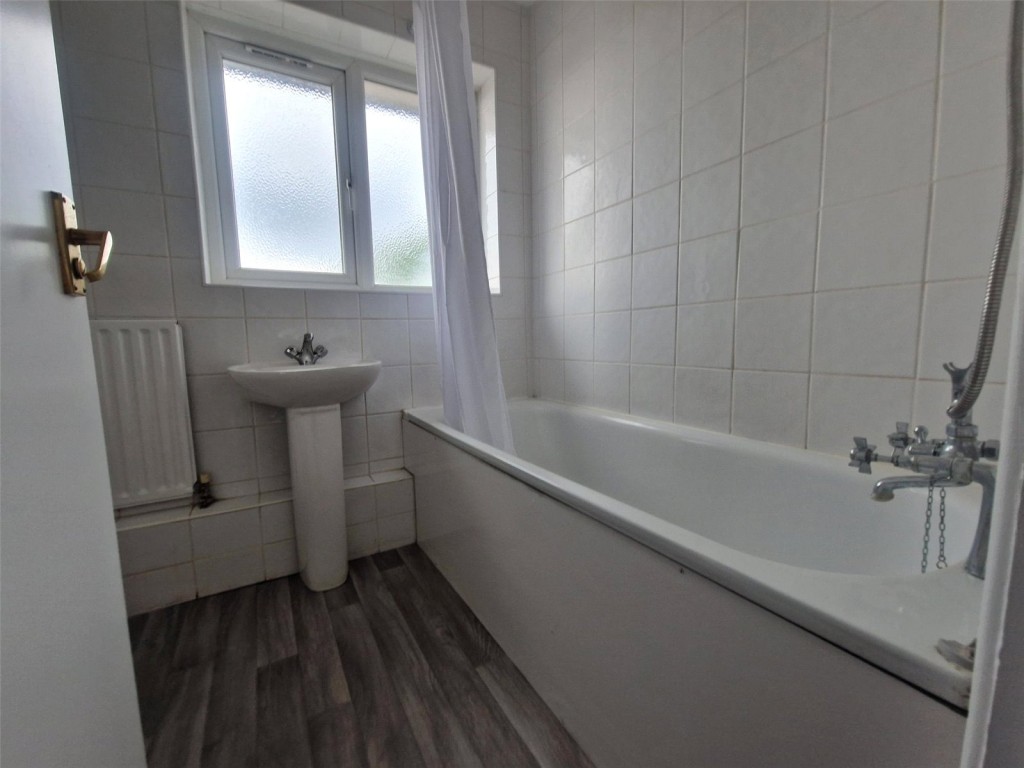 Images for Cockfosters, Barnet, London EAID:1045282125 BID:FIN