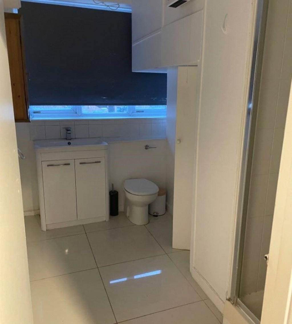 Images for High Road, North Finchley, London EAID:1045282125 BID:FIN