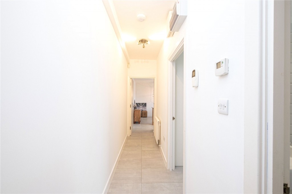 Images for High Street, Willesden, London EAID:1045282125 BID:FIN