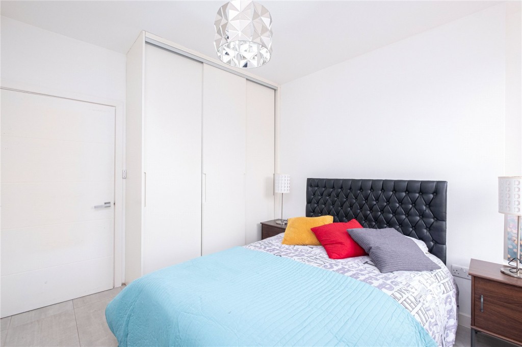 Images for High Street, Willesden, London EAID:1045282125 BID:FIN