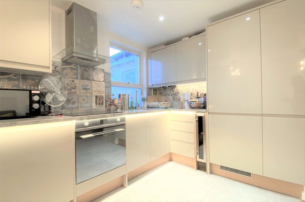 Images for High Street, Willesden, London EAID:1045282125 BID:FIN