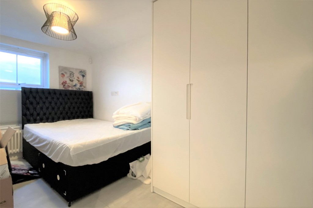 Images for High Street, Willesden, London EAID:1045282125 BID:FIN