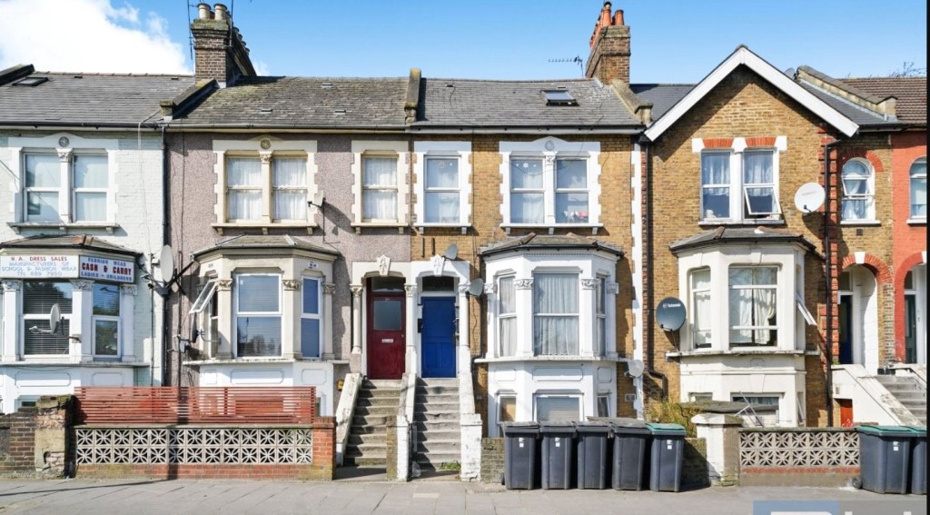 Images for High Road, Wood Green, London EAID:1045282125 BID:FIN