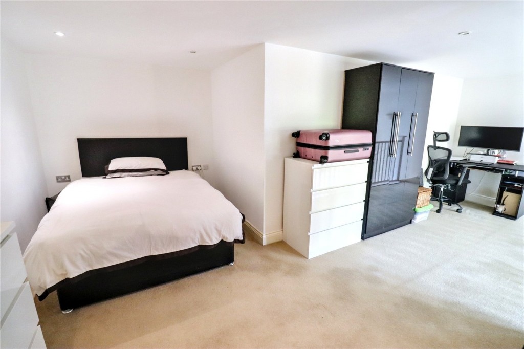 Images for East Wing, New Southgate, London EAID:1045282125 BID:FIN