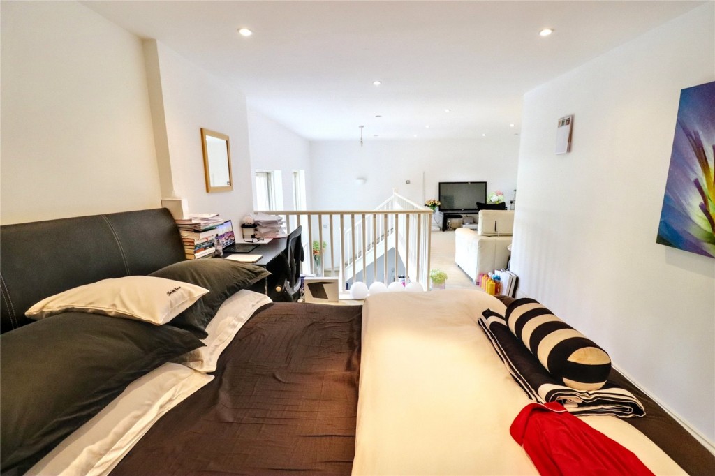 Images for East Wing, New Southgate, London EAID:1045282125 BID:FIN