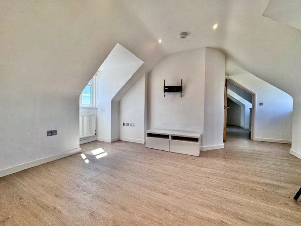 Images for Oakleigh Road North, Whetstone, London EAID:1045282125 BID:FIN