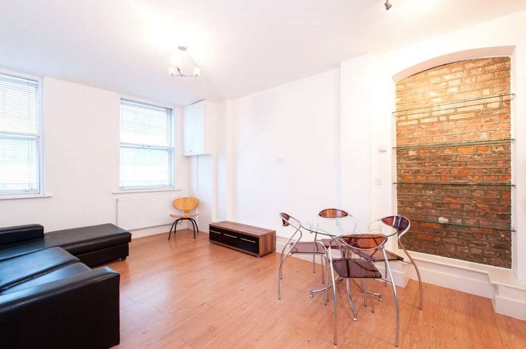 Images for Aldgate East, London EAID:1045282125 BID:DAN