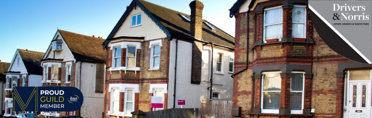 UK housing market remains ‘steady’ despite economic uncertainty