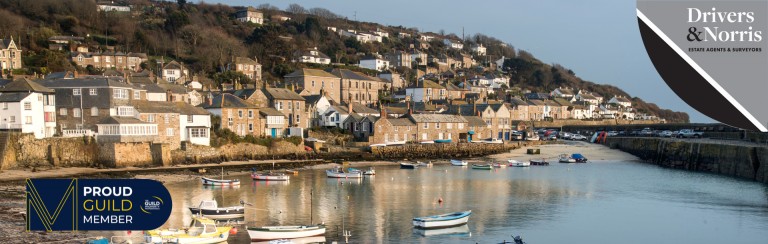 Tips to invest in a holiday home