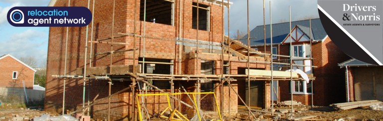 Labour ups housebuilding target to 370,000