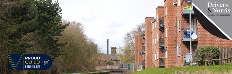 Which university town is currently achieving the highest yields for student landlords?