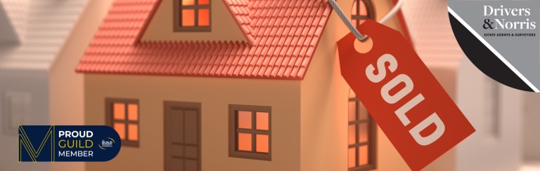Almost 3,000 homes were sold every day across the UK last year