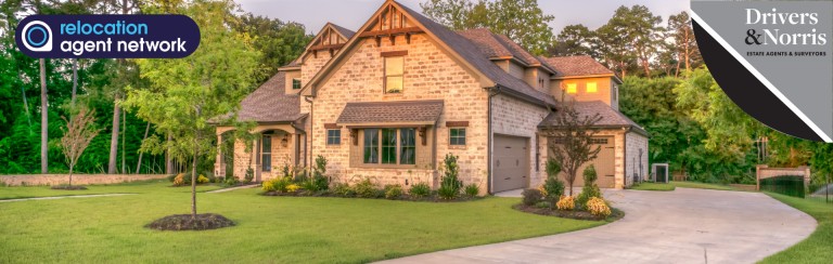 1 in every 42 homes valued at £1mn or above in Britain